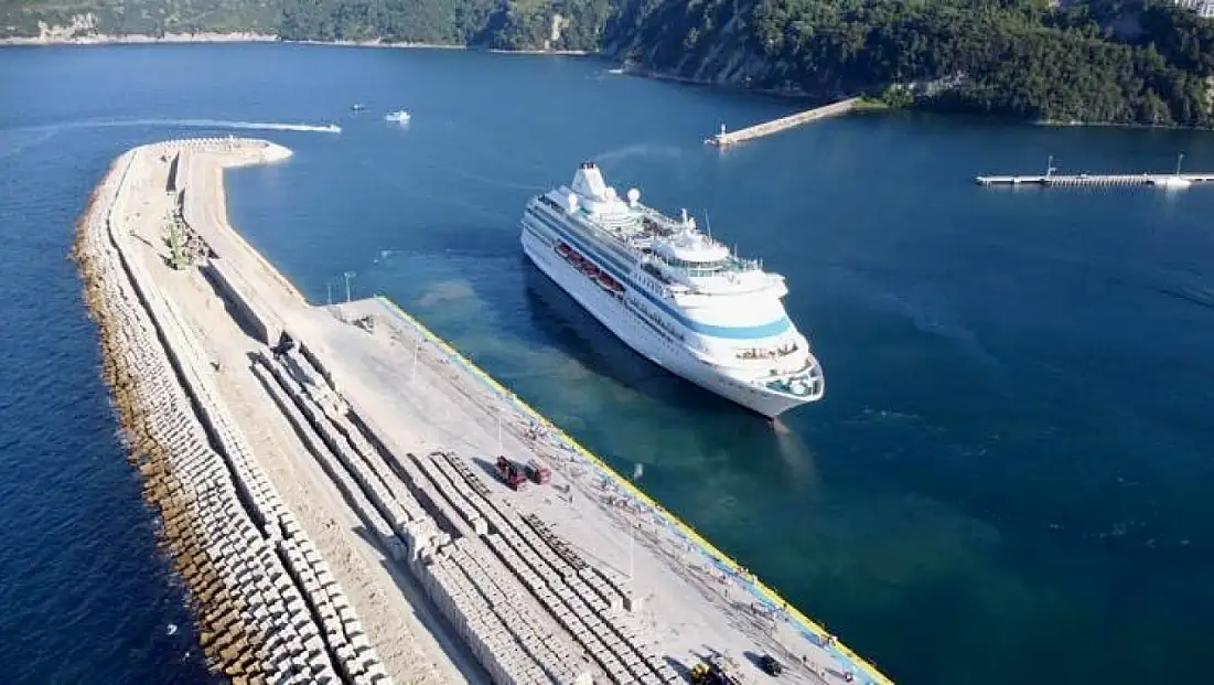Rus turist akını devam ediyor