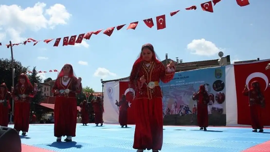 19 Mayıs Coşku İçinde Kutlandı