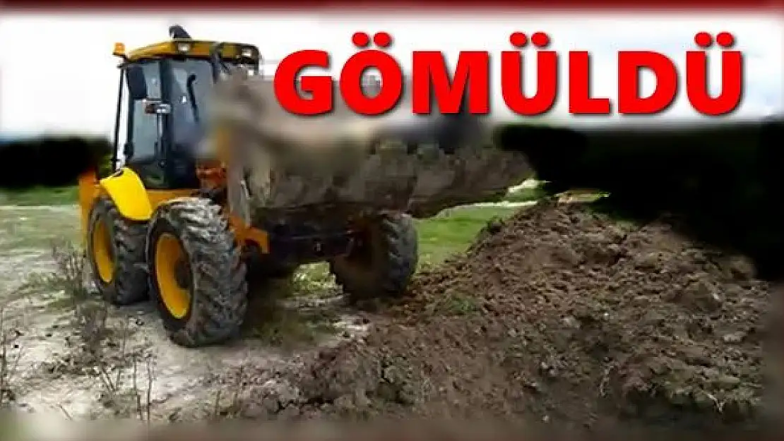 Açılan çukura gömüldü
