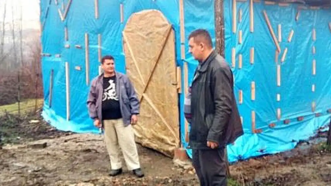 Ahırdan 2 ineğini çaldılar