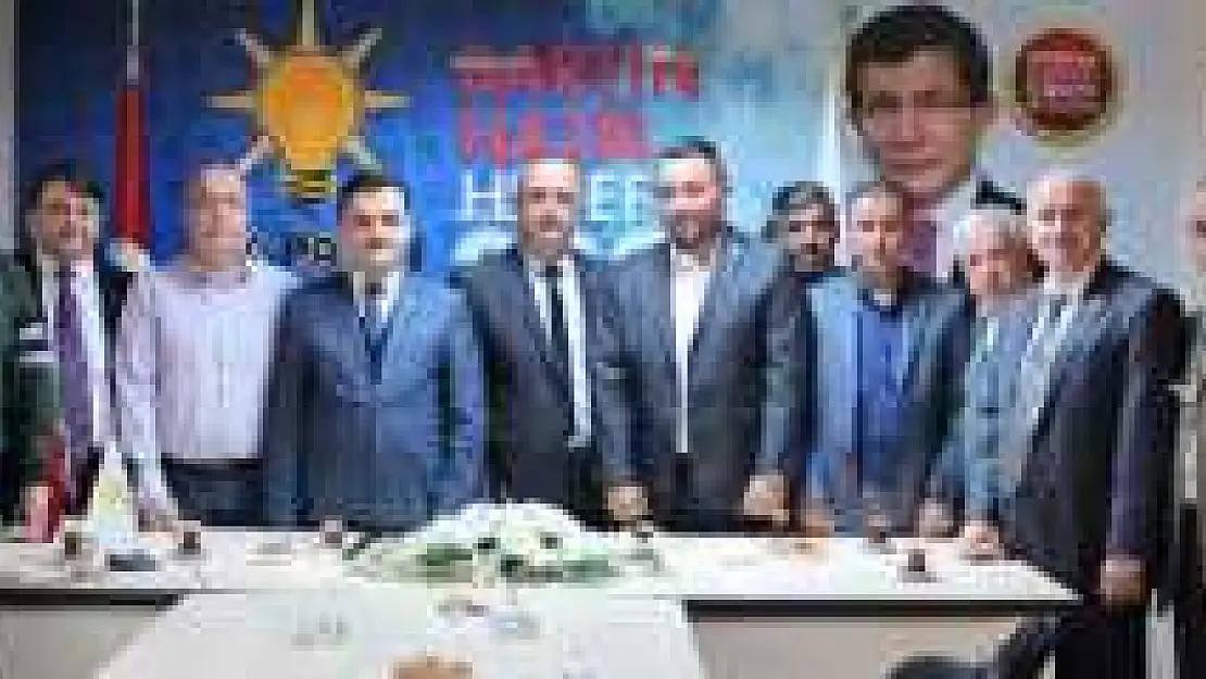 Ak Parti'de Başkan Adayları Tanıtıldı