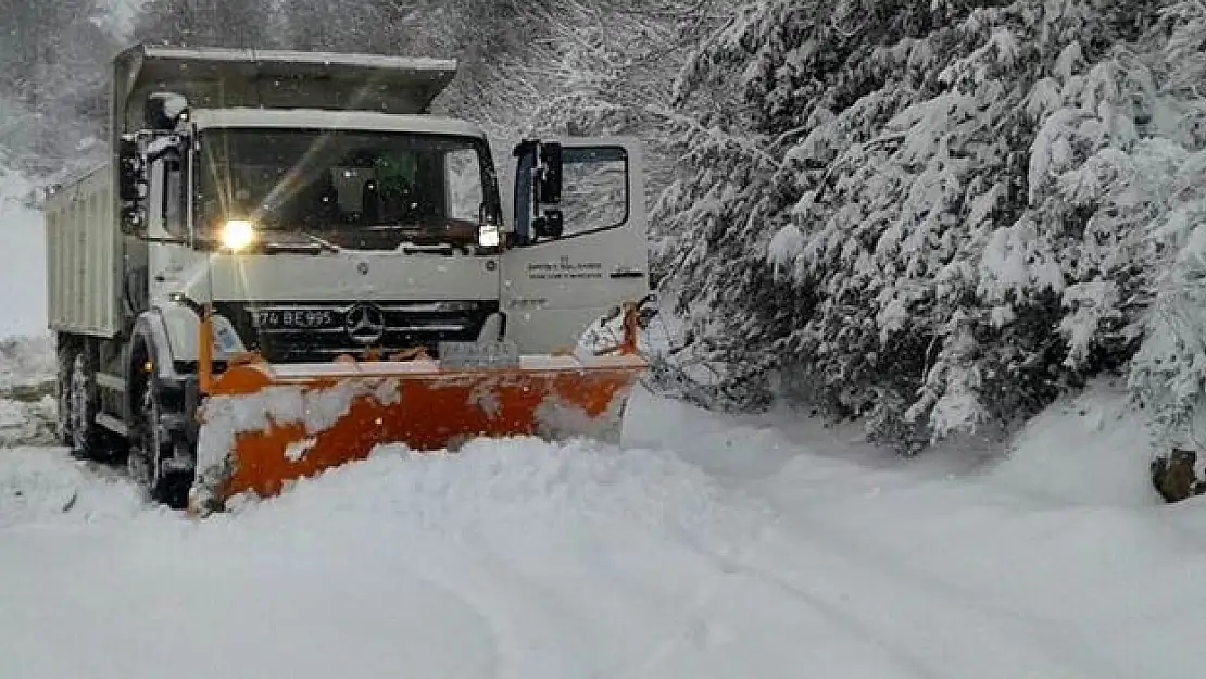 Bartın'da 106 köy yolu ulaşıma kapandı