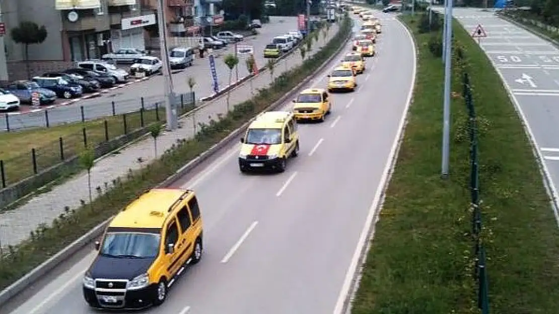 Bartın'da şehitlere saygı konvoyu yapıldı