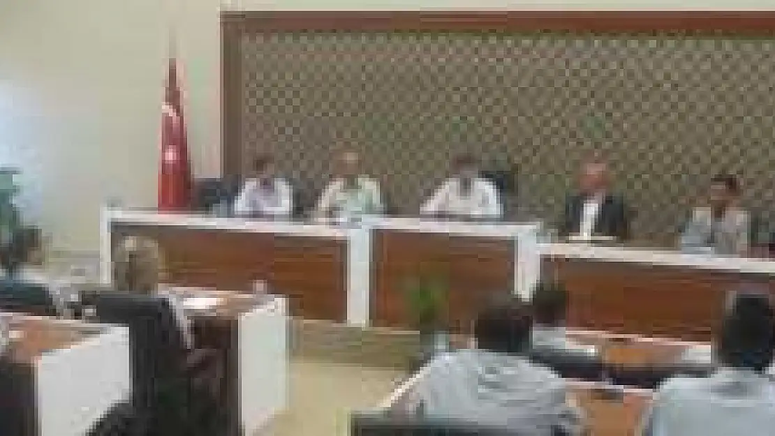 BAŞKAN GÜVENLİK PERSONELİYLE TOPLANTI YAPTI