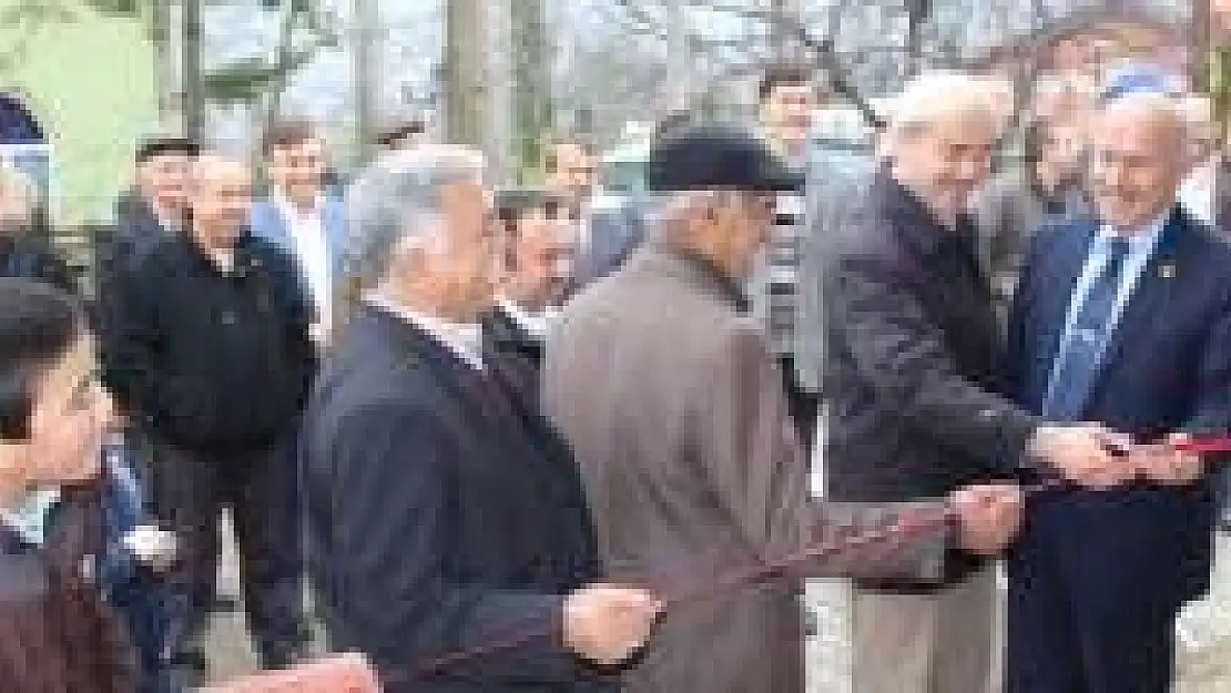 Başkan Karaman Şadırvan Açılışı Yaptı