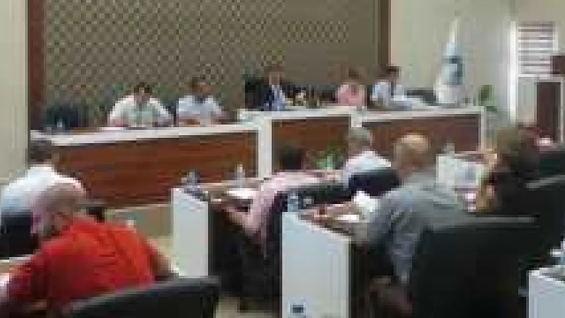 BELEDİYE AĞUSTOS AYI TOPLANTISINI YAPTI