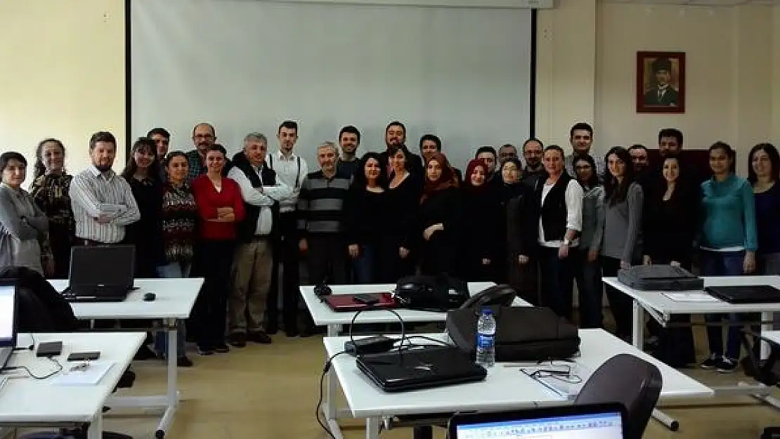 BÜ'de 117 kişiye sertifika verildi