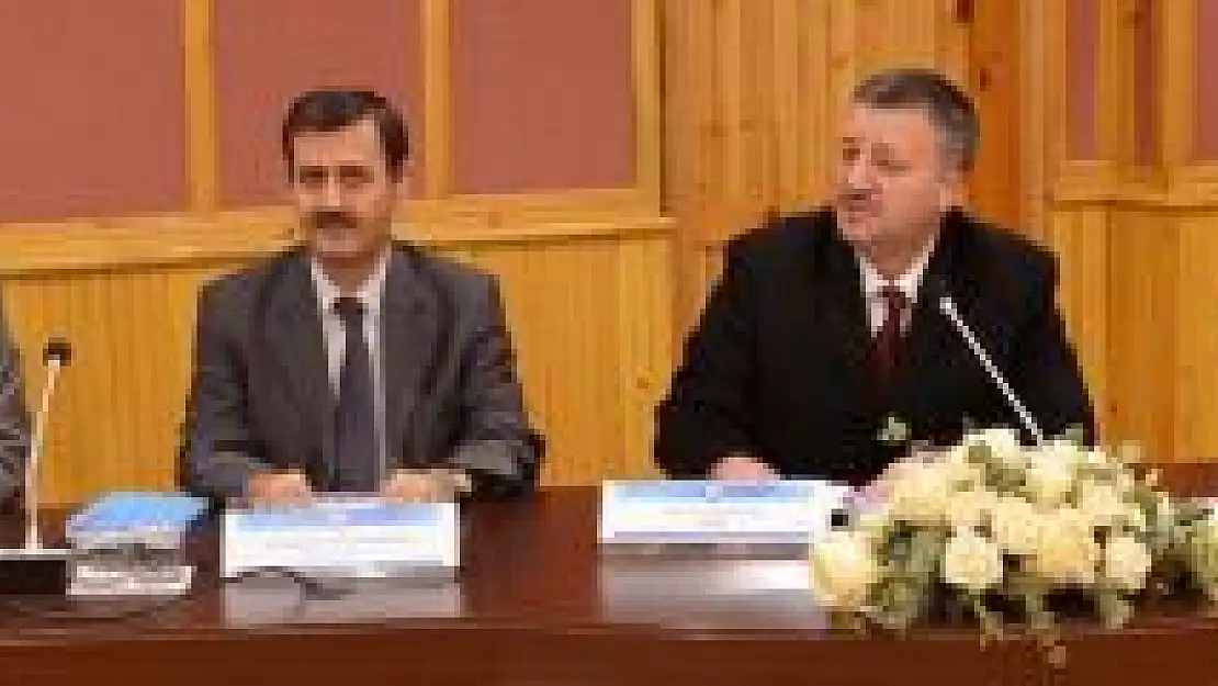 BÜ'de Rusya krizi konuşuldu