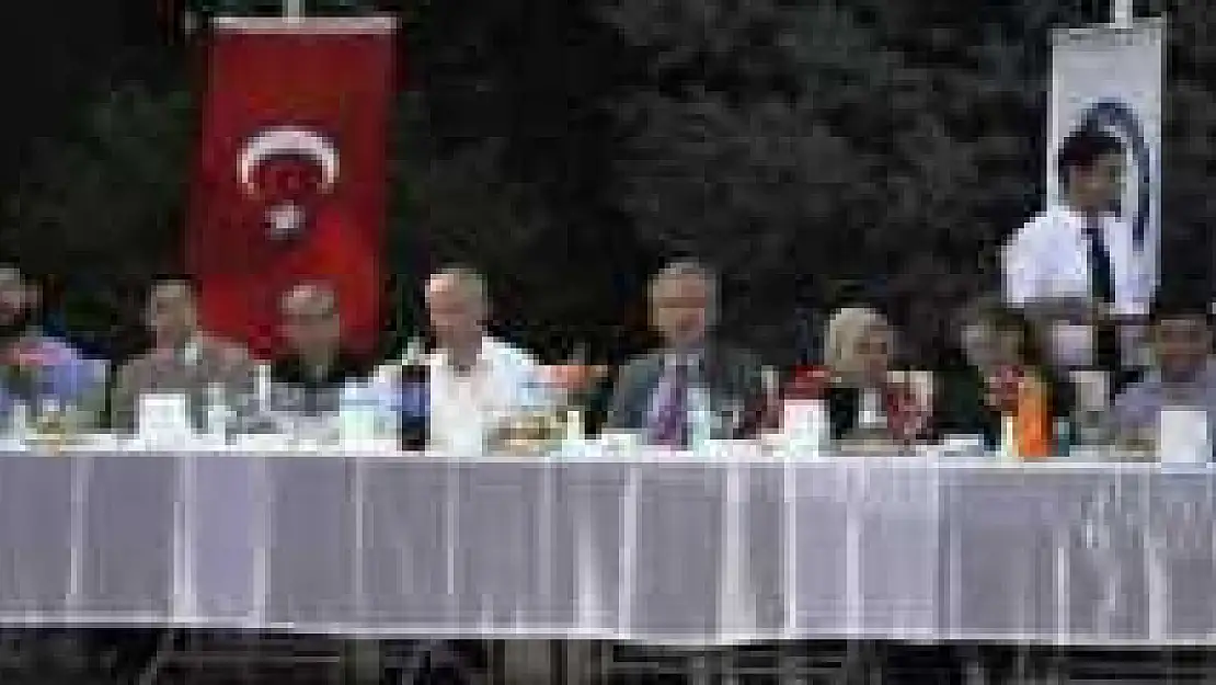 BÜ İFTARDA BULUŞTU