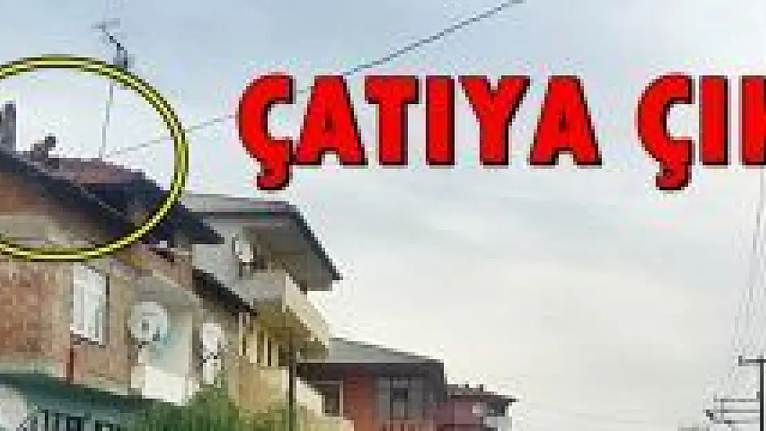 Çatıya çıkıp, intihara kalkıştı