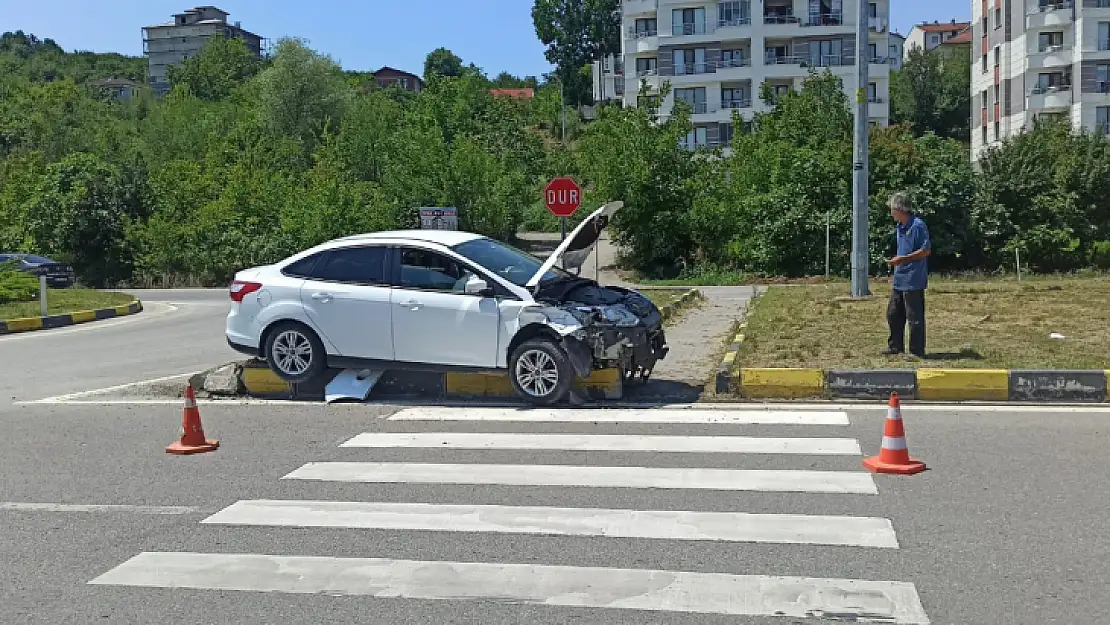 Çaydüzü kavşağında kaza