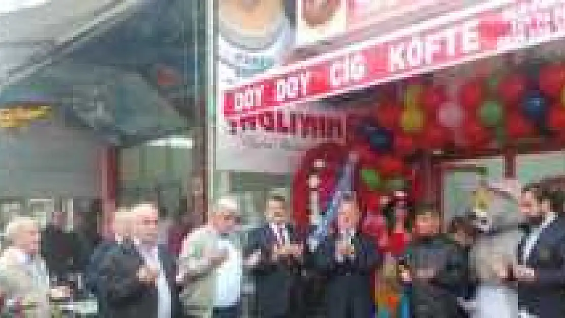 Doy Doy Çiğ Köfte Açıldı