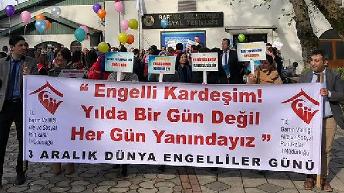 Dünya Engelliler Gününde yürüyüş yapıldı