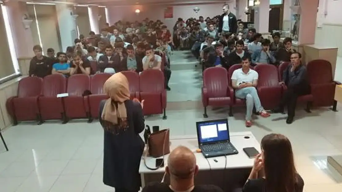 Emniyet'ten öğrencilere bilgilendirme