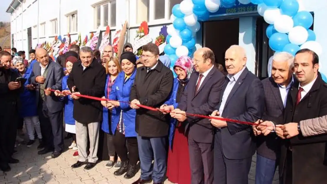 Hasankadı'da ayakkabı fabrikası açıldı