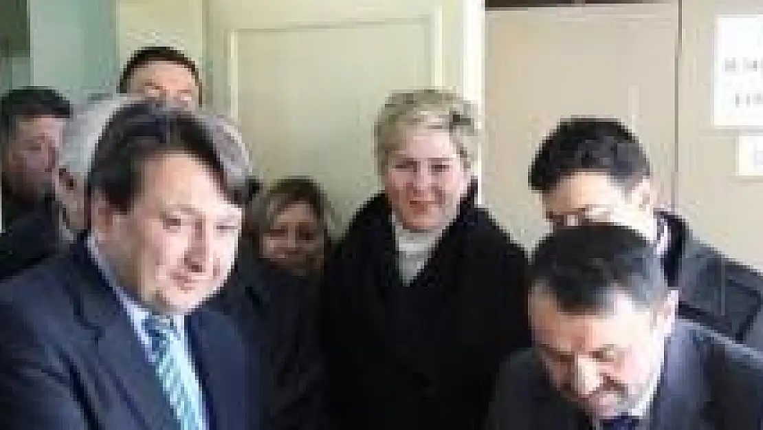 Hüseyin Manav göreve başladı