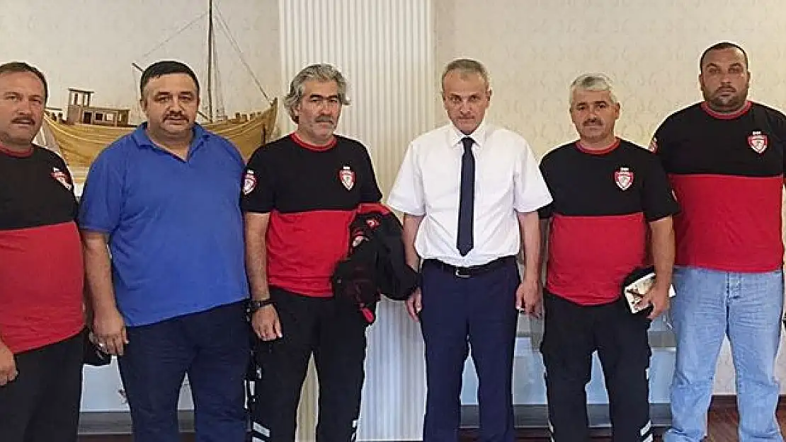 İHH Arama Kurtarma ekibinden Vali Dirim'e Ziyaret