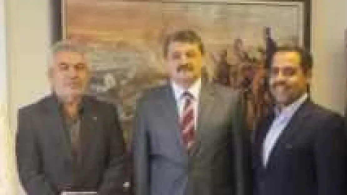 İRAN'LI BAŞKANDAN AKIN'A ZİYARET
