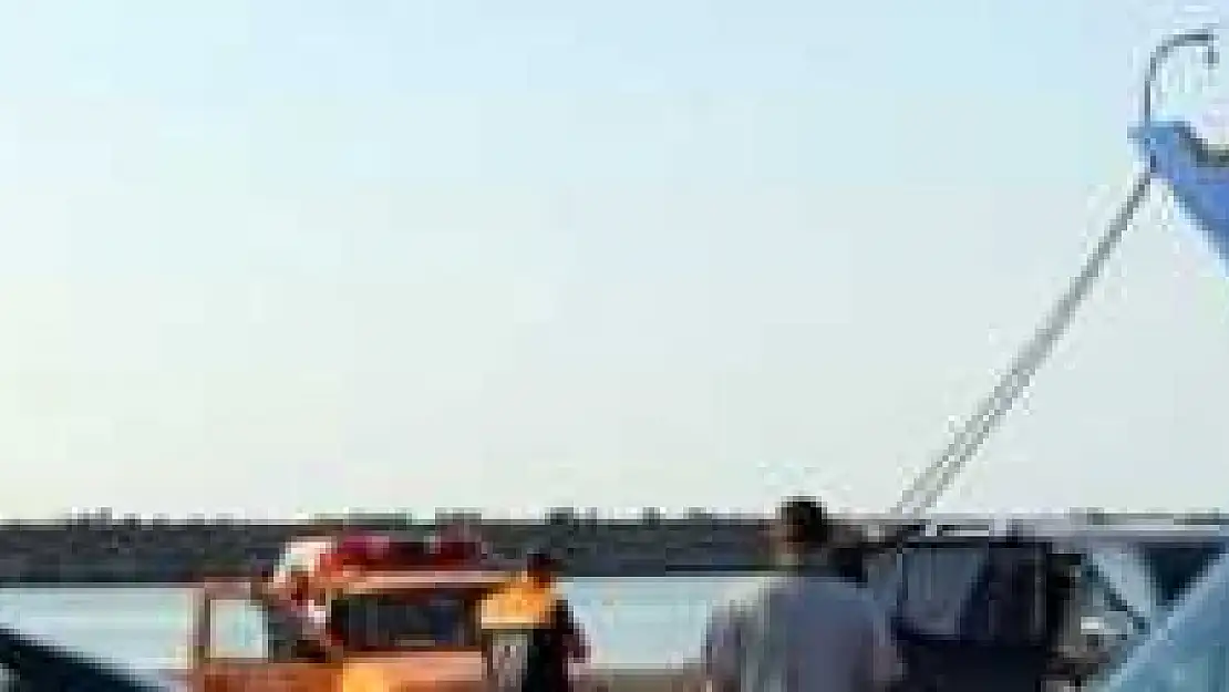 Irmağa Giren Üniversiteli Kayboldu