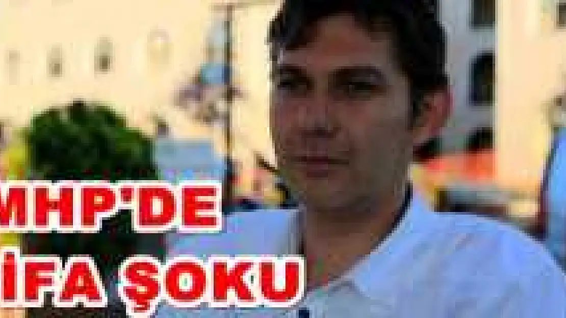 İSTİFASINI FACEBOOK'TAN DUYURDU