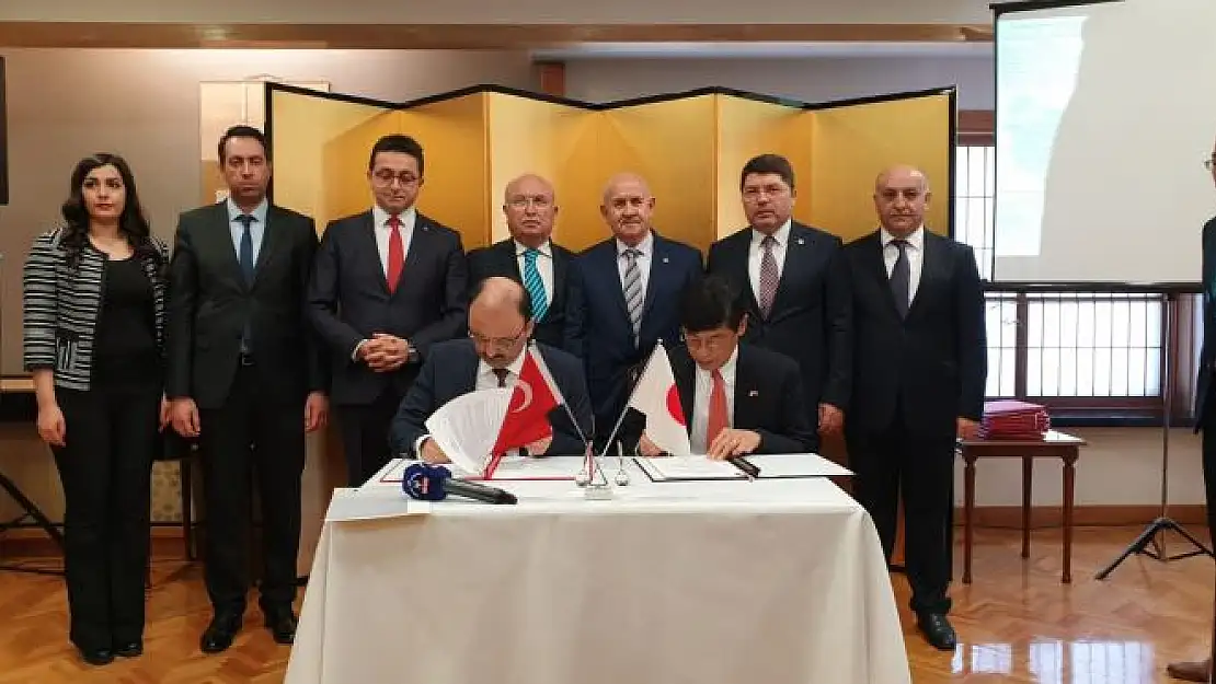 Japonlarla imzalar atıldı