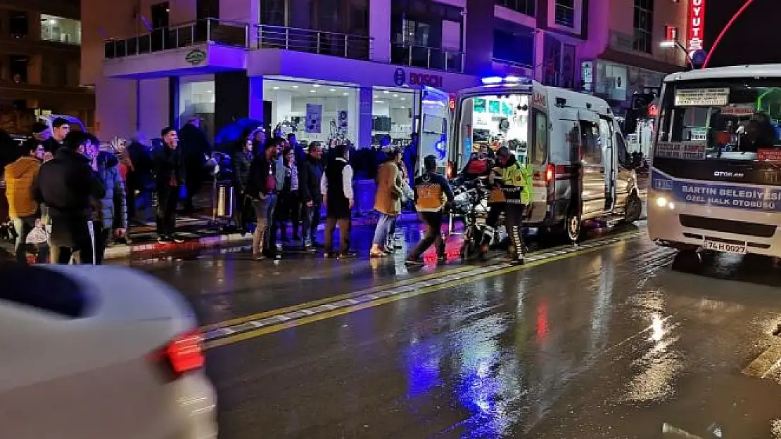 Kız öğrenciye çarpan sürücü olay yerini terk etti