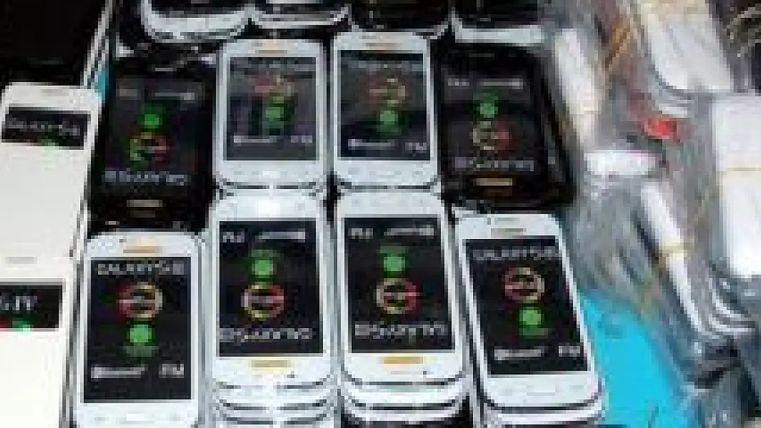 Kozcağız'da Kaçak Telefon operasyonu