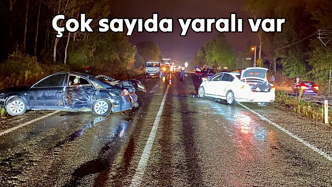 Kozcağız yolunda kafa kafaya çarpışma