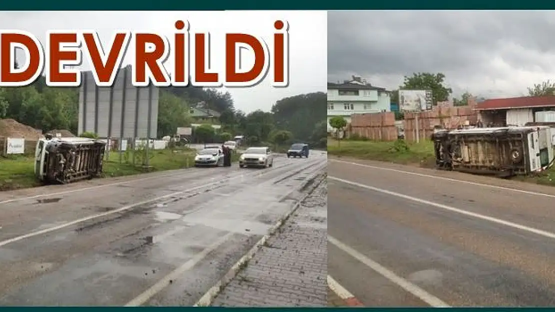 Minibüs devrildi