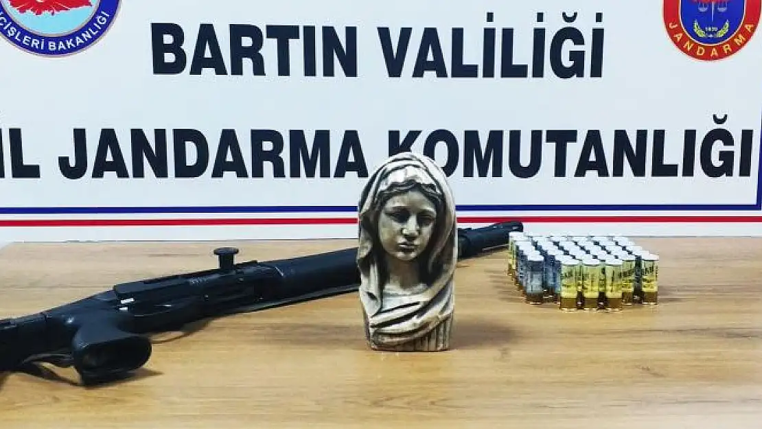Müşteri ararken jandarmaya yakalandı