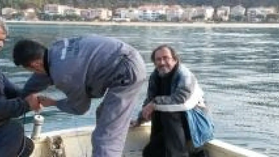 Papila su altında araştırma yaptı