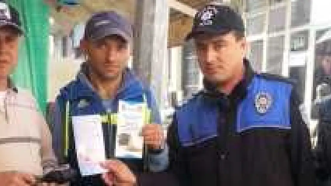 Polis Savcı Telefonda Para İstemez