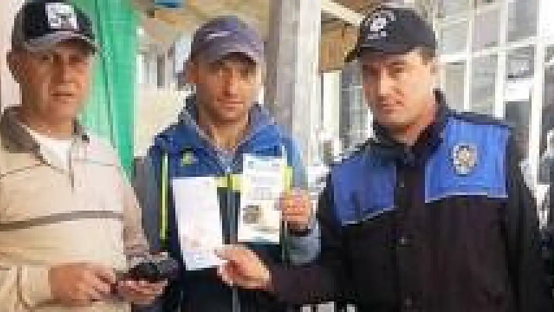 Polis telefon dolandırıcılarına dikkat çekti