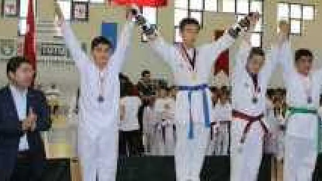 Turnuvada Çağdaş Spor Rüzgarı