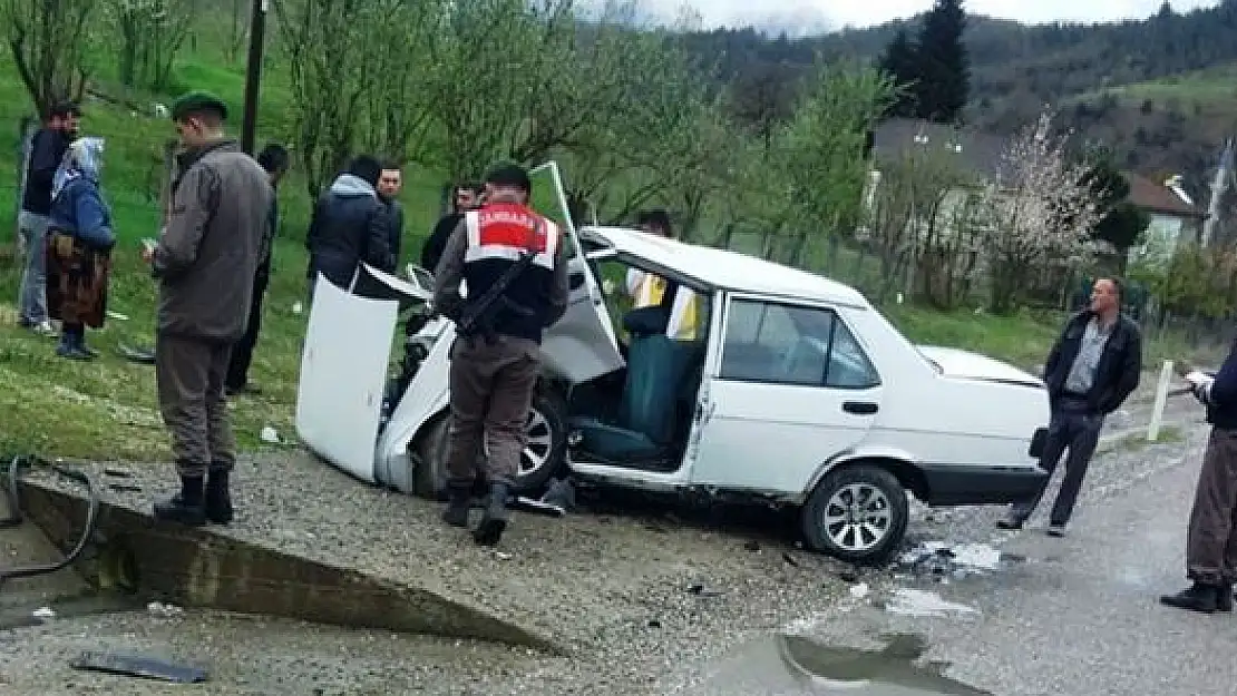 Ulus'ta trafik kazası, 4 yaralı