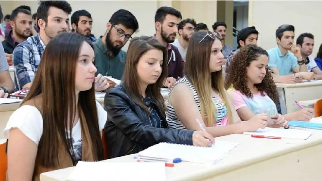 Üniversite 5 bin yeni öğrenci alacak
