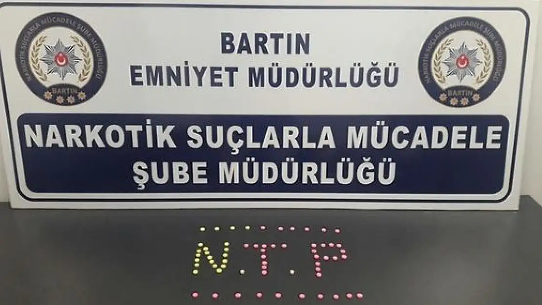 Uyuşturucu taciri haplarla yakalandı
