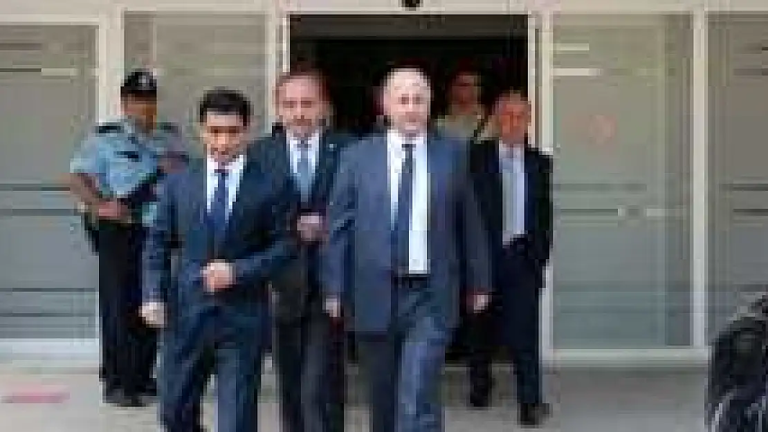 VALİ AZİZOĞLU ULUS'U ZİYARET ETTİ