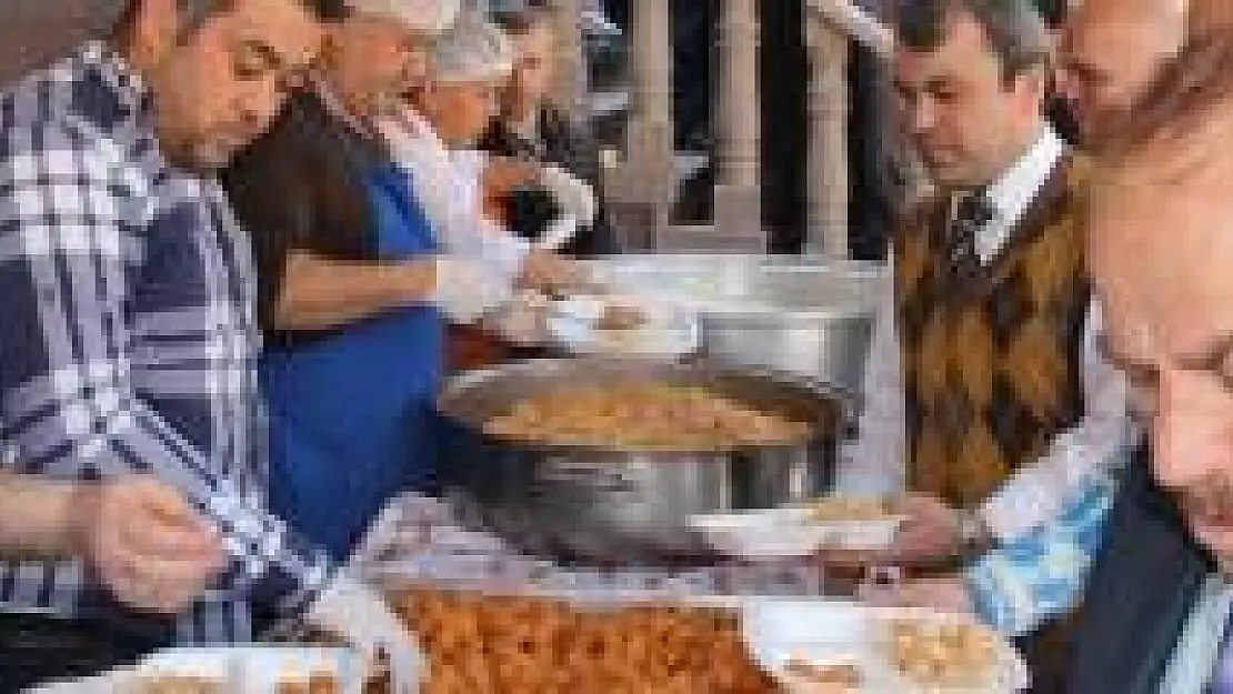 Vatandaşlara Kutlu doğum ikramı