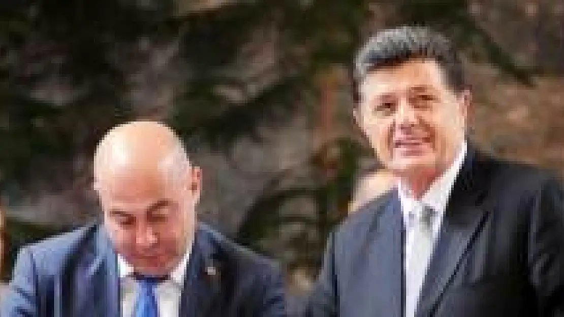 Yalçınkaya TBMM'de kaydını yaptırdı