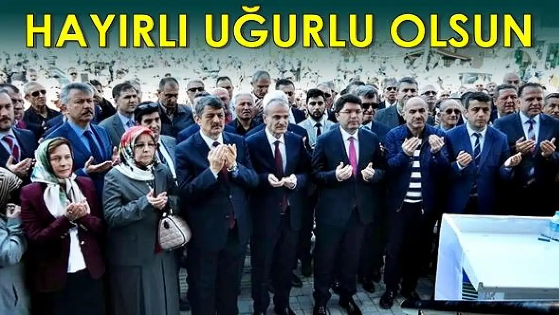 Yalı Camii dualarla hizmete girdi