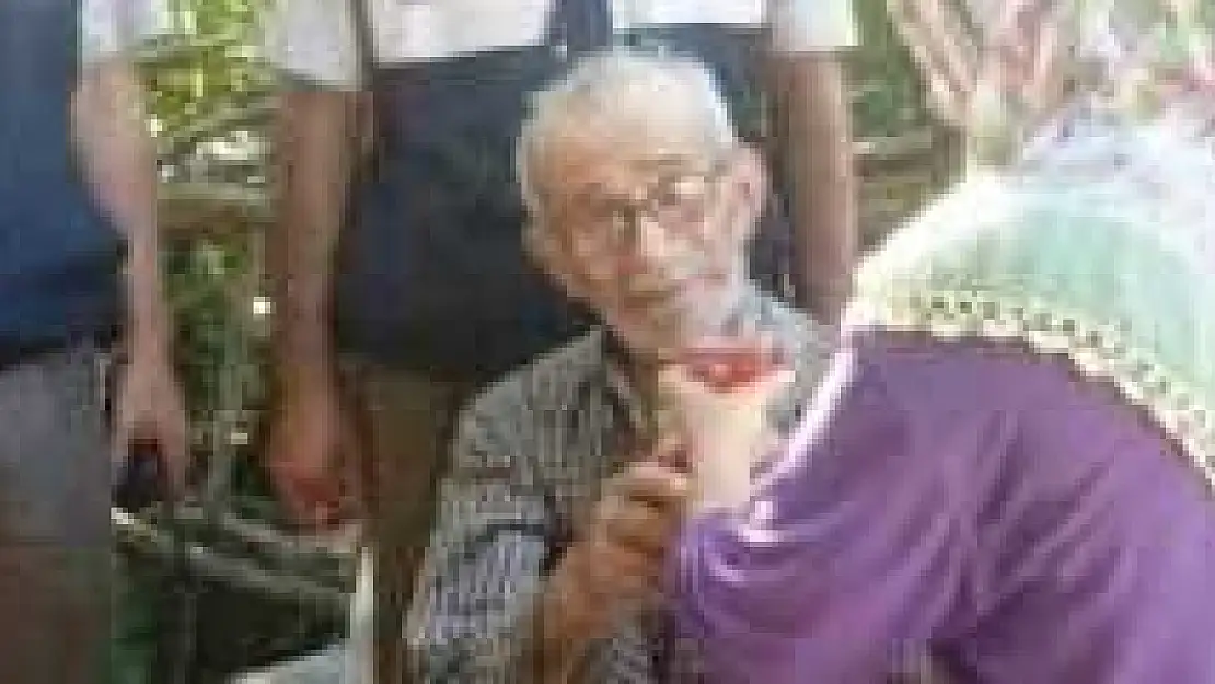 YARALI BULUNAN YAŞLI ADAM HAYATINI KAYBETTİ