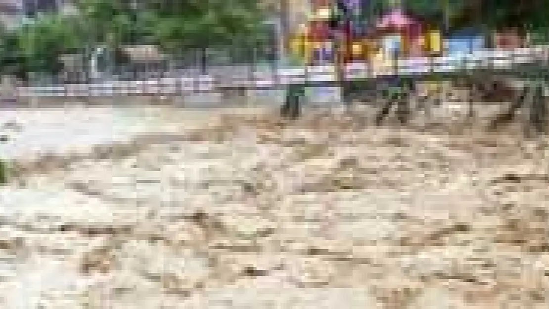 Zonguldak'ta Sel, Bartın'da Taşkın