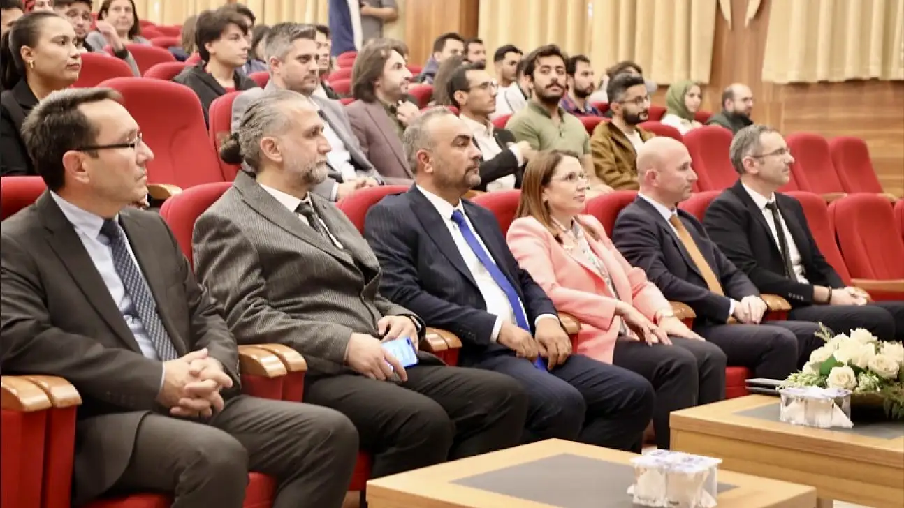 BARÜ'de yapay zeka eğitimi tamamlandı