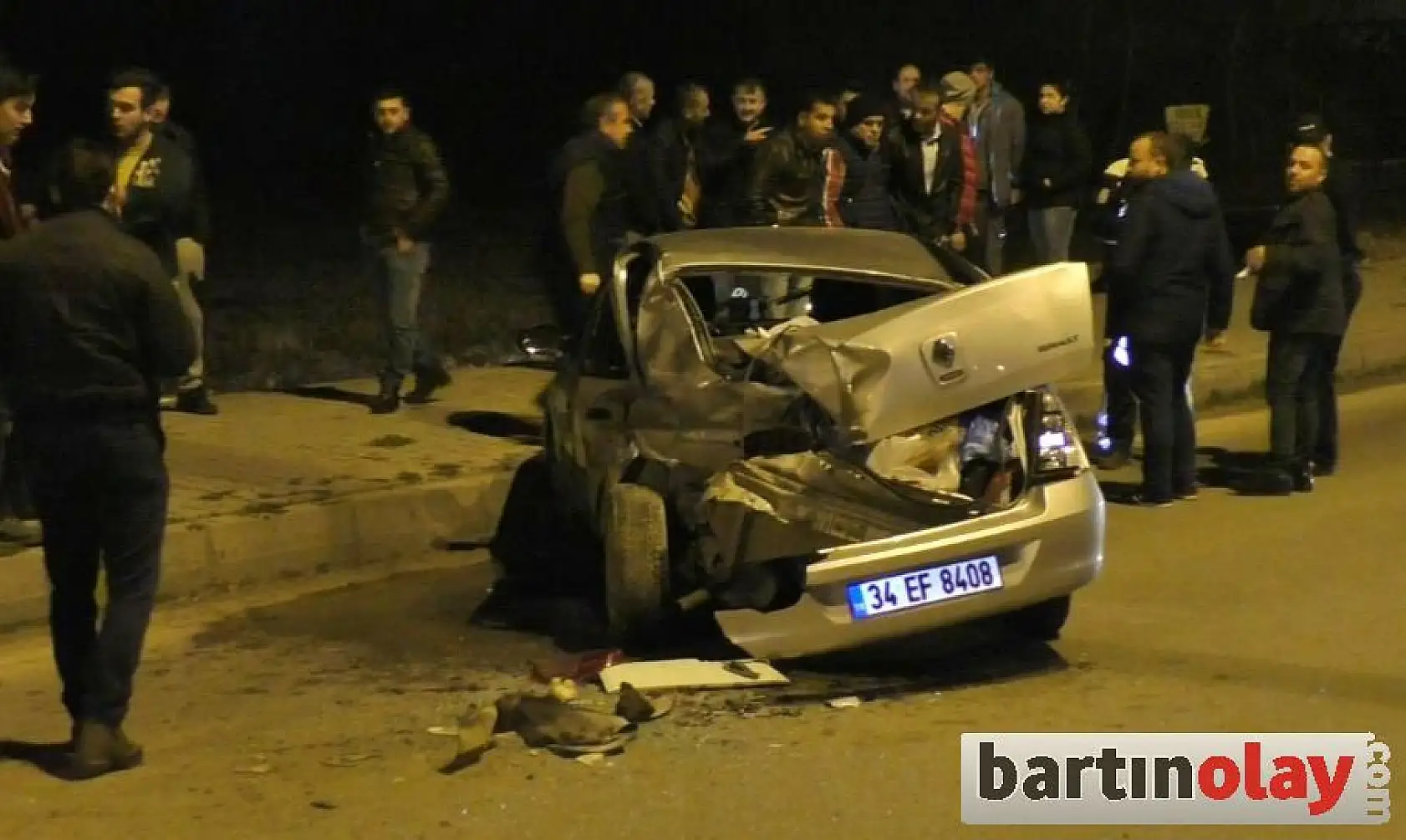 Bartın'da ilginç kaza, ters döndü!