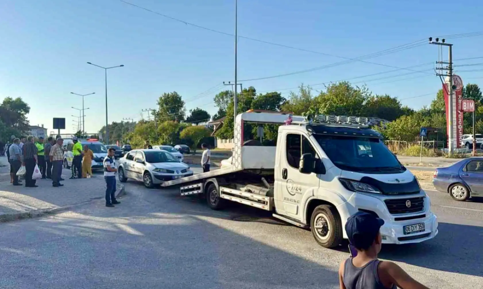 Yayaya yol verince olan oldu