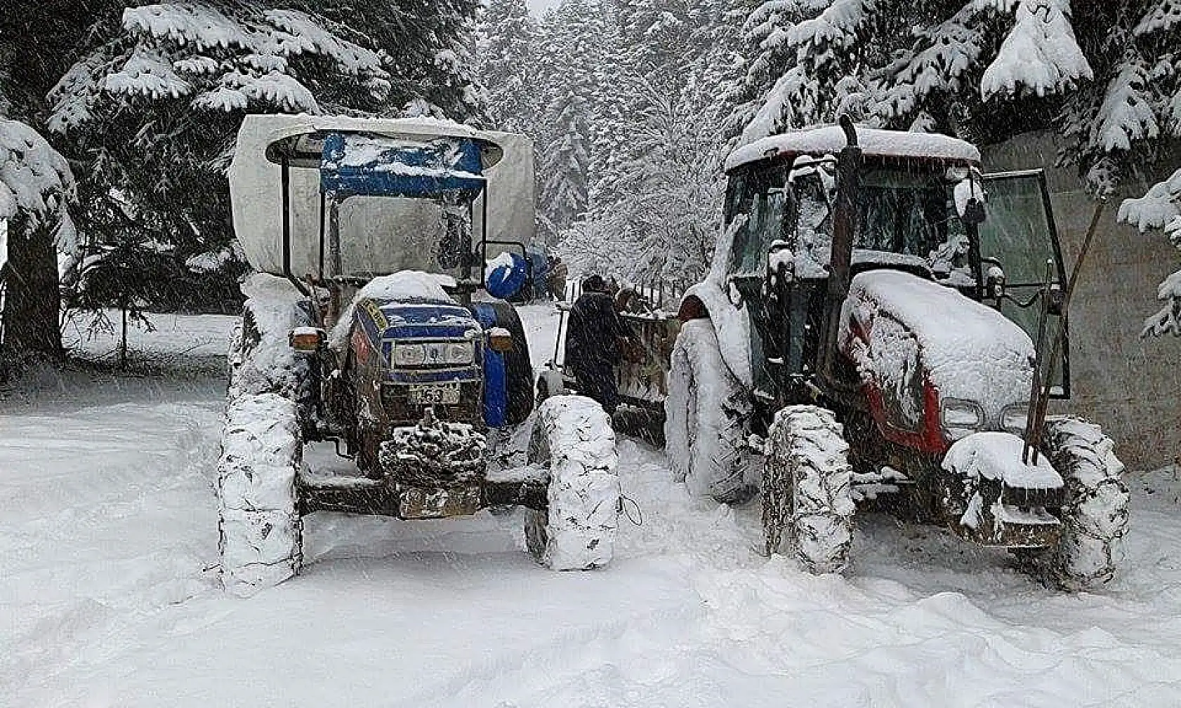 Bartın'da beklenen kar başladı