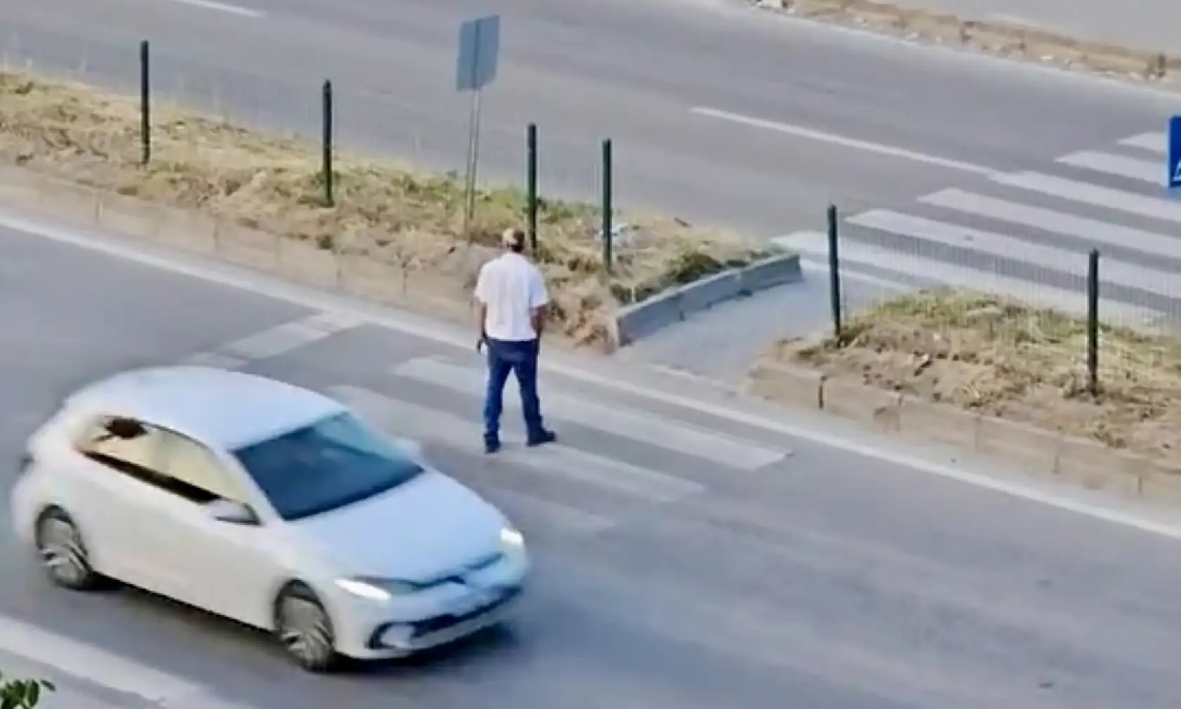 Sürücülere zor anlar yaşattı