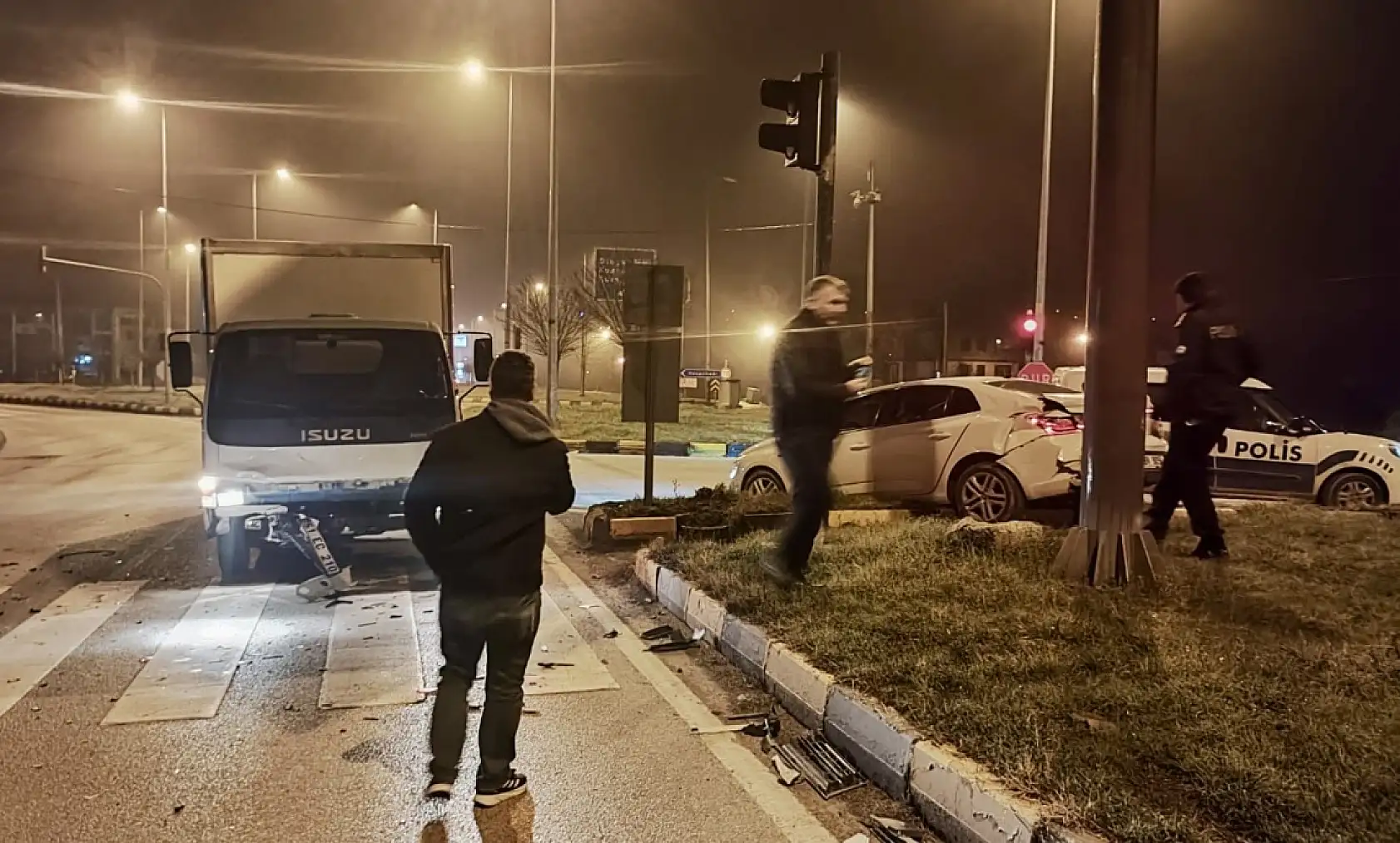 Terminal kavşağında kaza