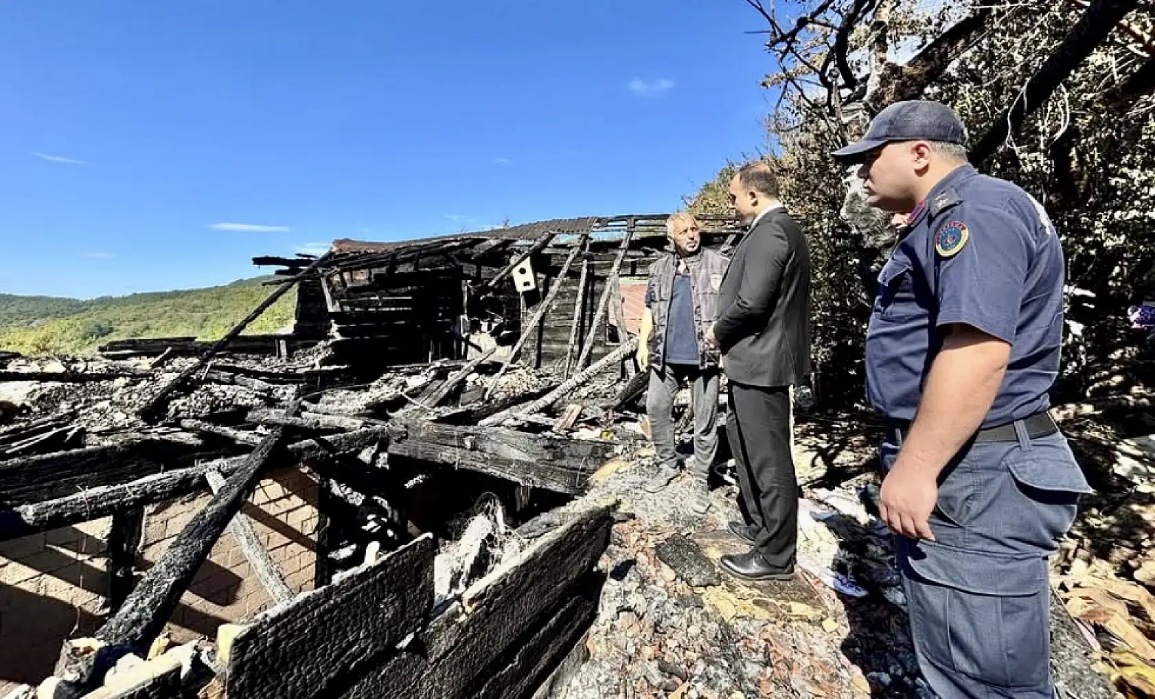 Kaymakam'dan mağdur aileye destek